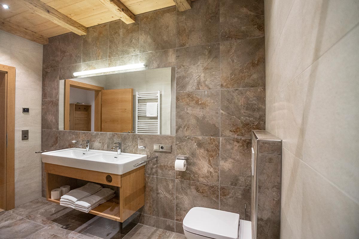 HighEnd Bathroom - Apartments Peil.
